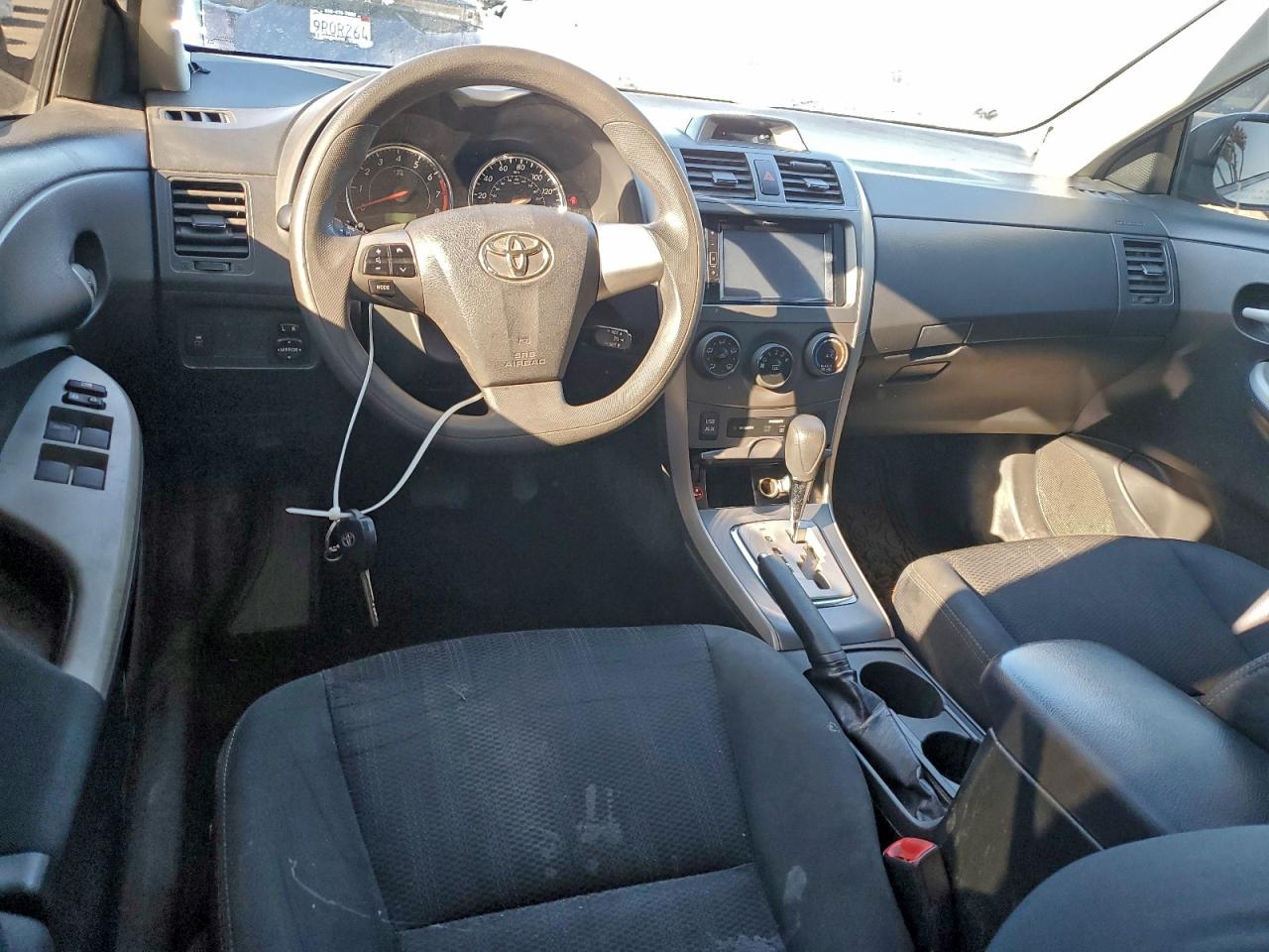 2012 TOYOTA COROLLA BASE photo 8
