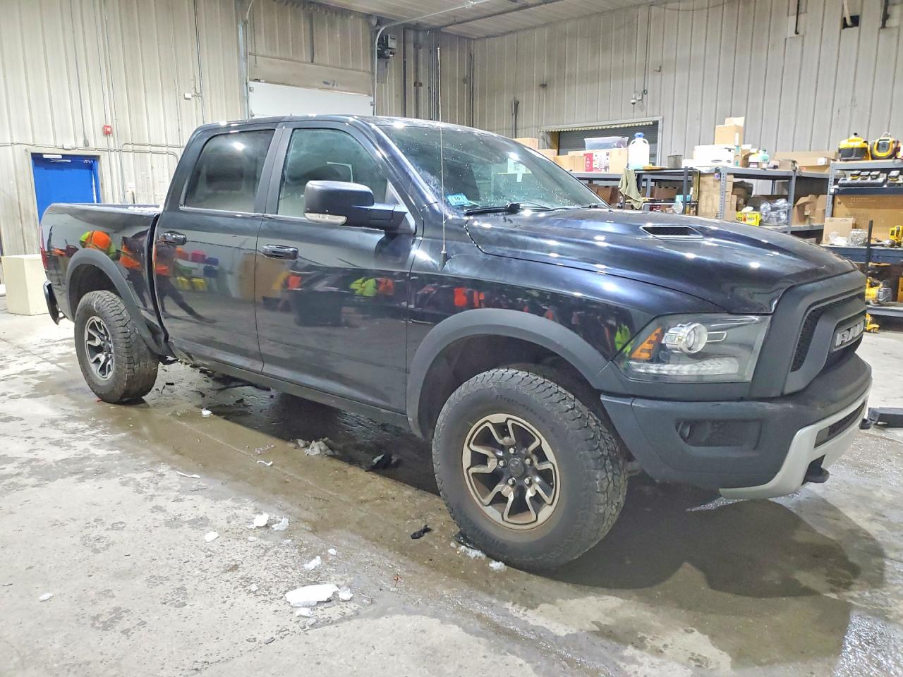 2016 RAM 1500 REBEL photo 4