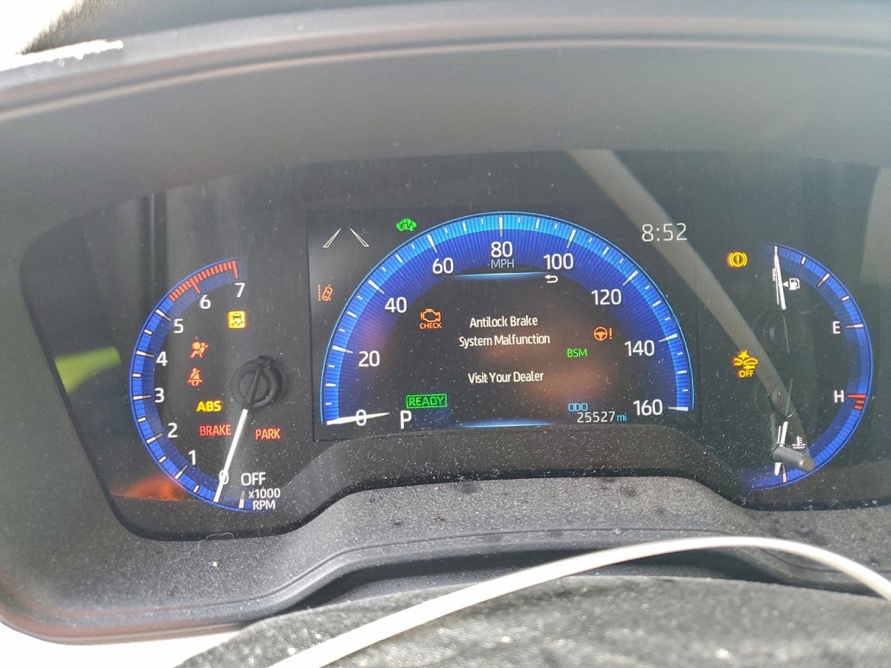 2021 TOYOTA COROLLA LE photo 17