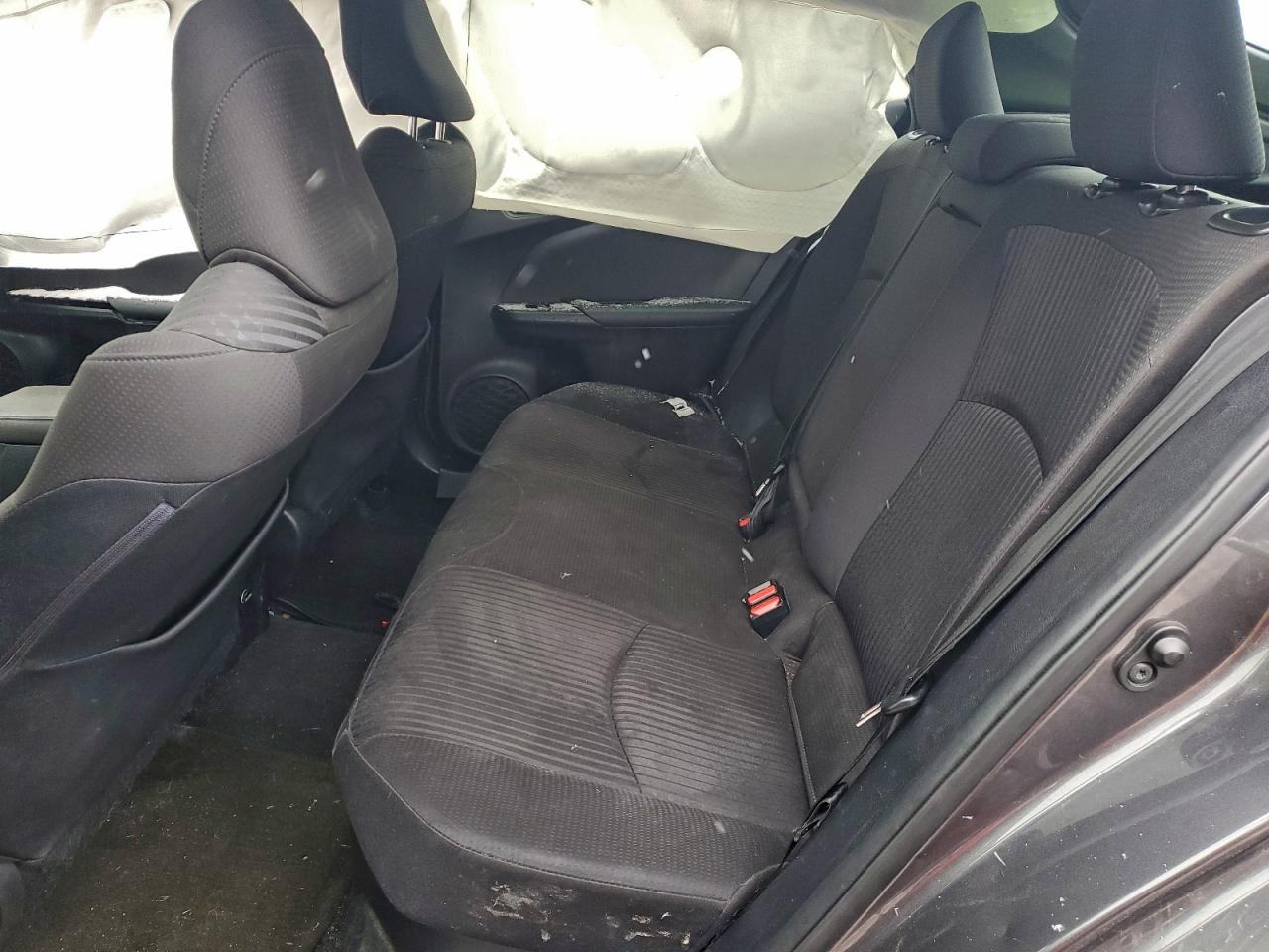 2018 TOYOTA PRIUS photo 10
