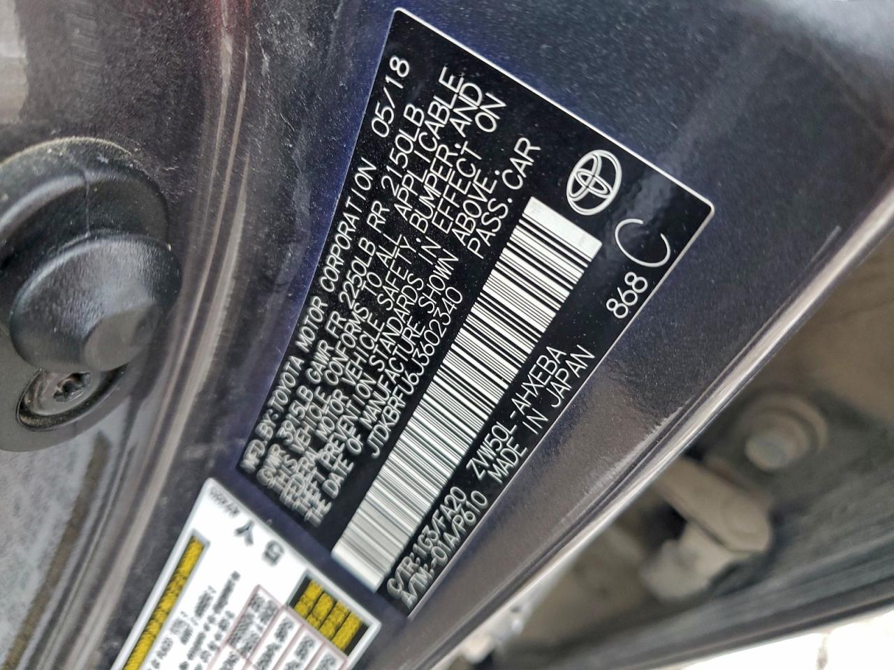 2018 TOYOTA PRIUS photo 12