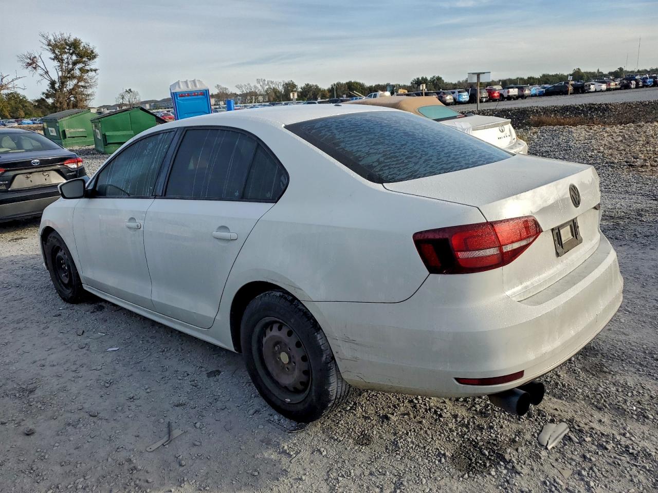 2018 VOLKSWAGEN JETTA S photo 2