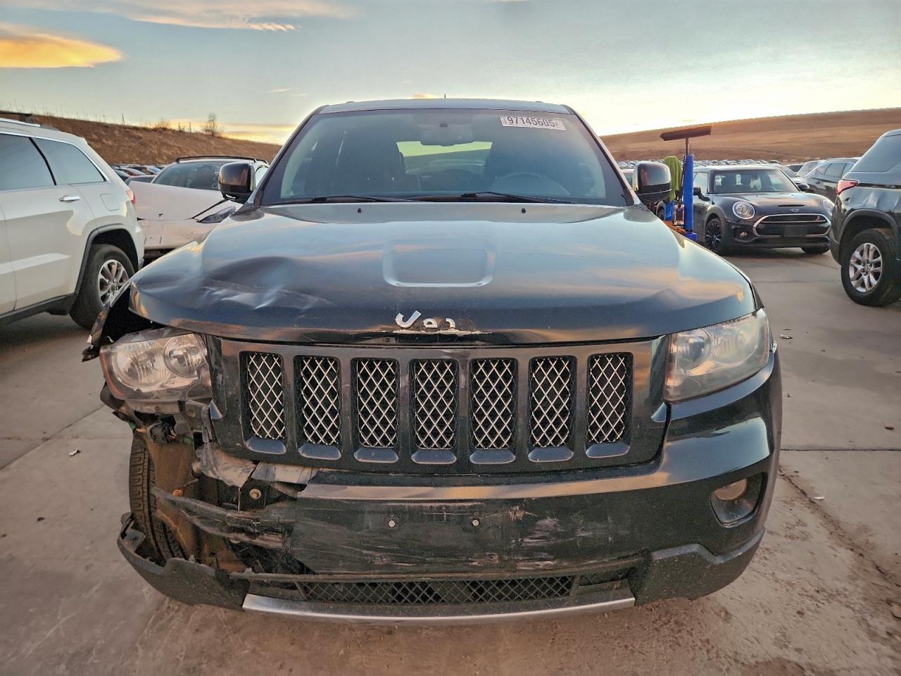 2012 JEEP GRAND CHEROKEE LAREDO photo 9