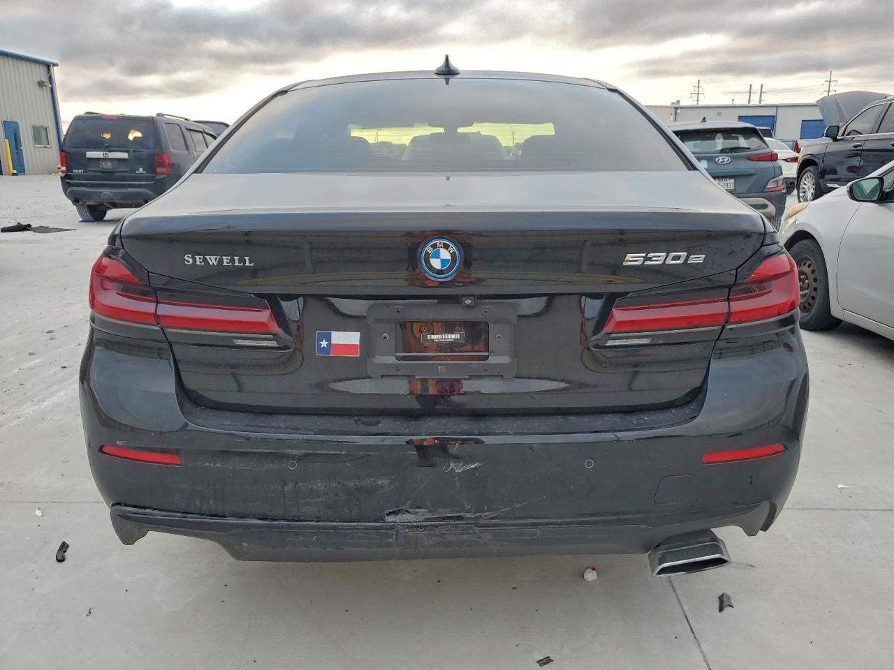 2023 BMW 530E photo 6