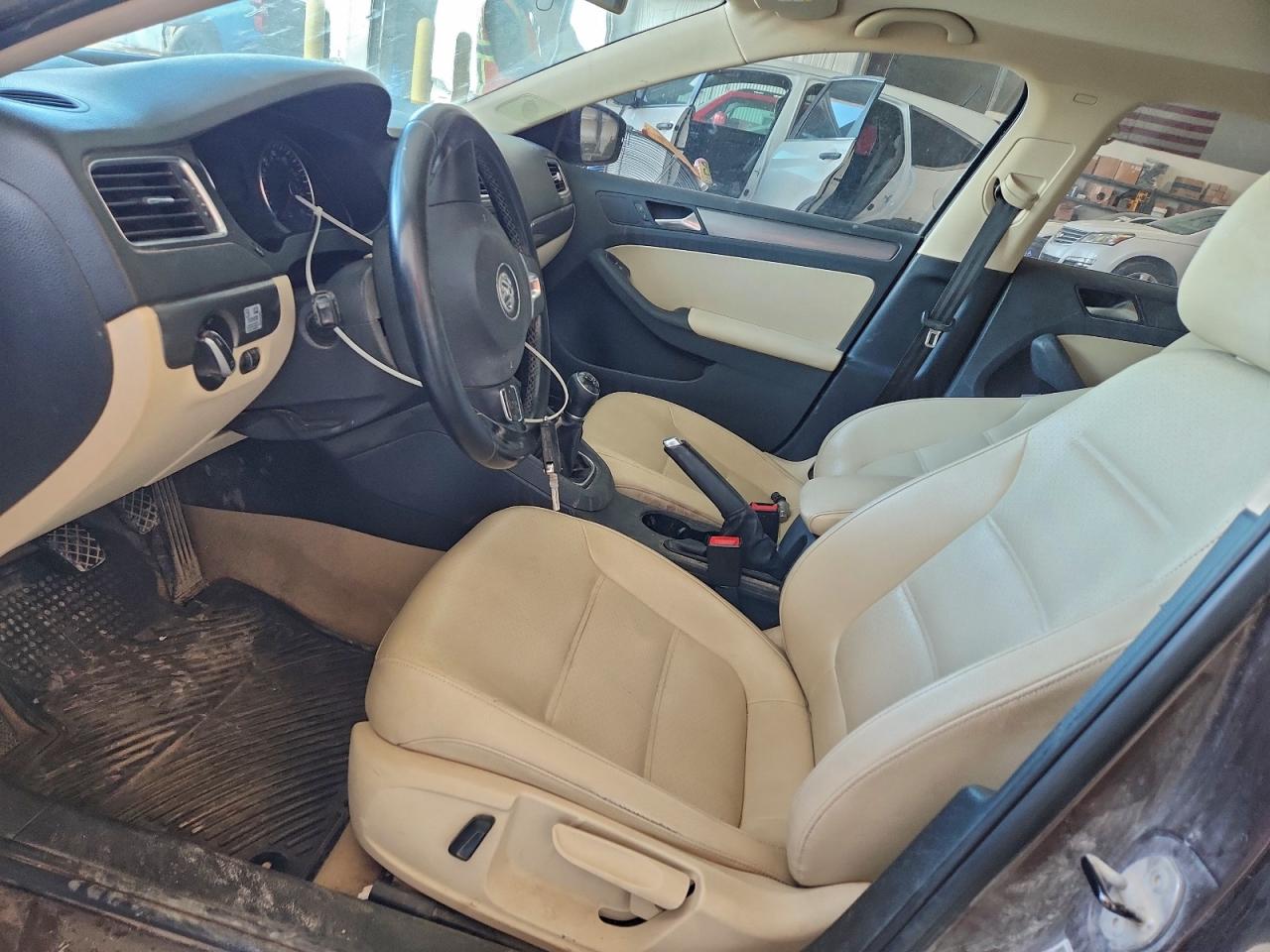 2013 VOLKSWAGEN JETTA TDI photo 7