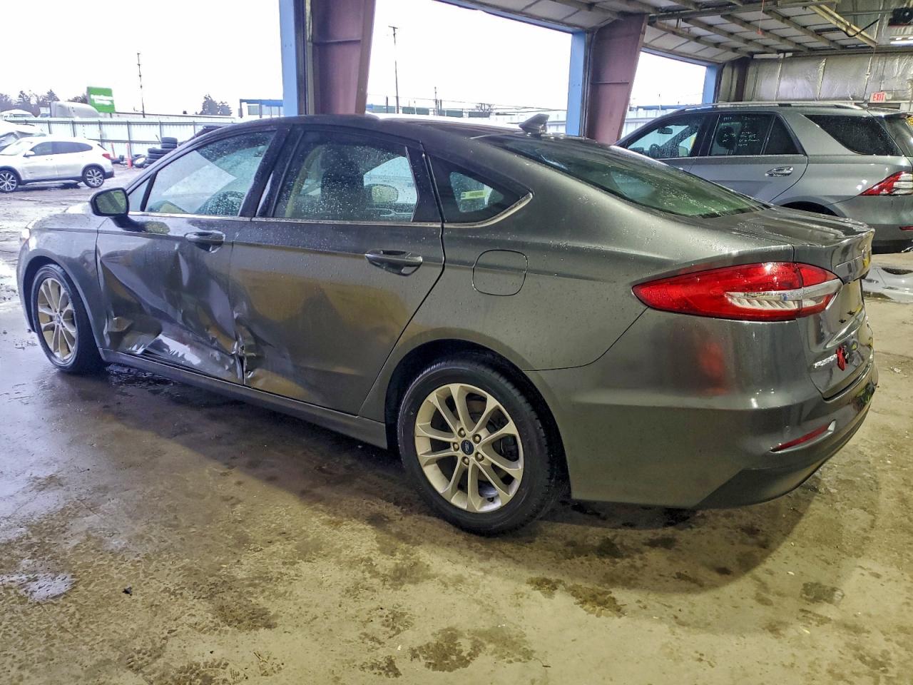 2020 FORD FUSION SE photo 4
