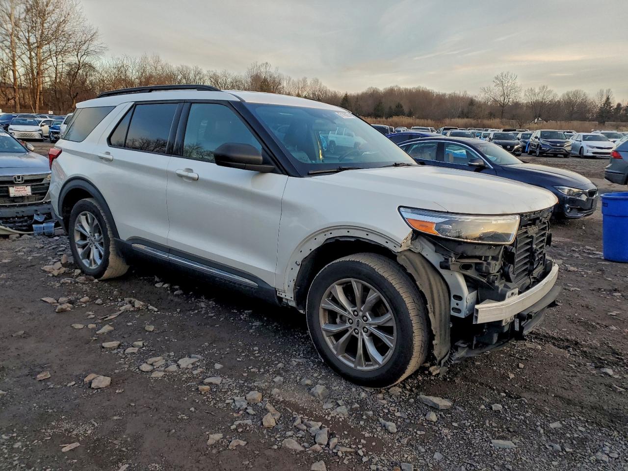 2020 FORD EXPLORER XLT photo 7