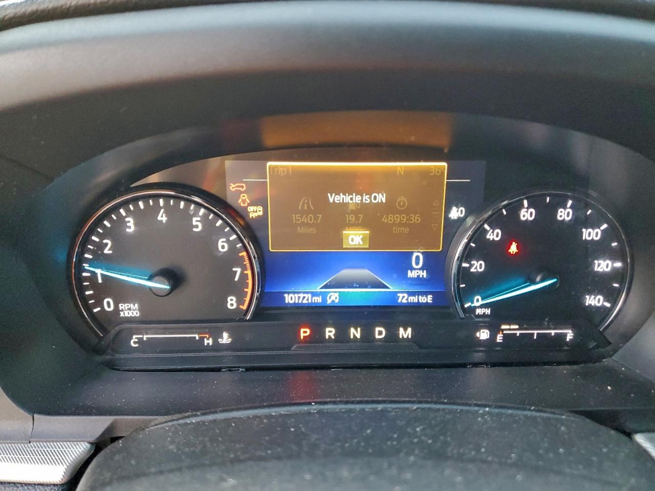 2020 FORD EXPLORER XLT photo 17