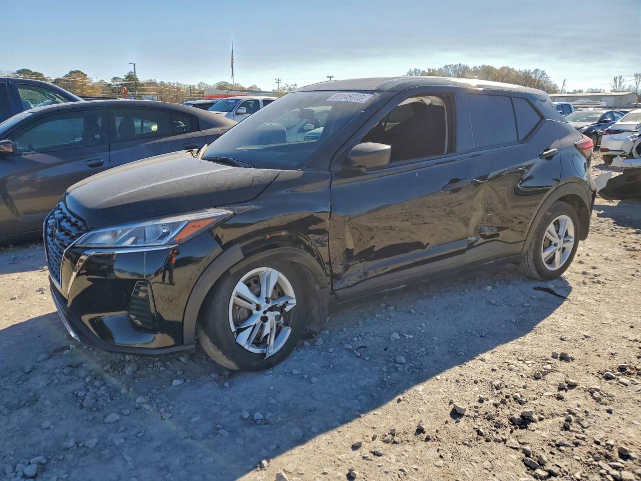 2021 NISSAN KICKS