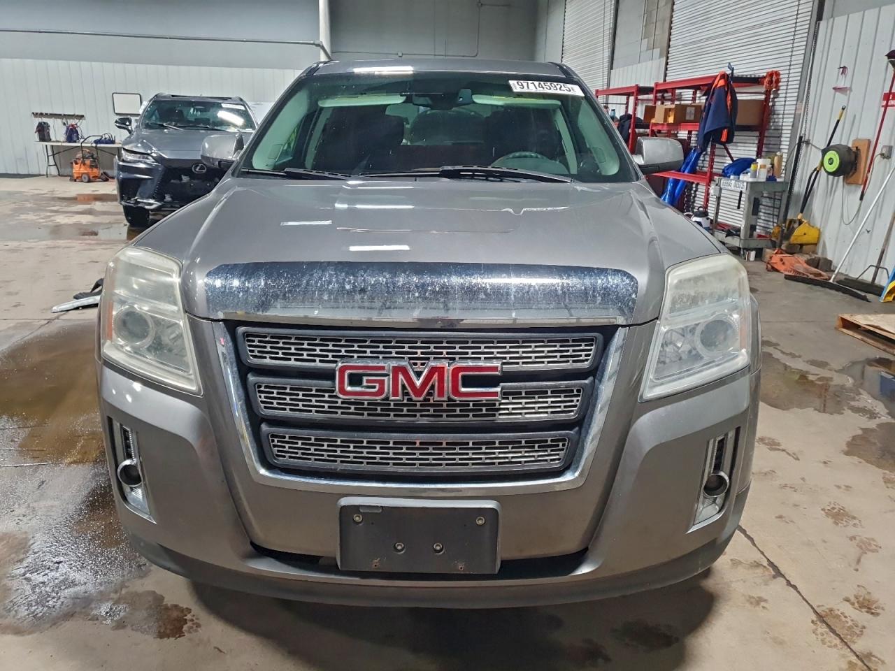 2012 GMC TERRAIN SLE photo 5