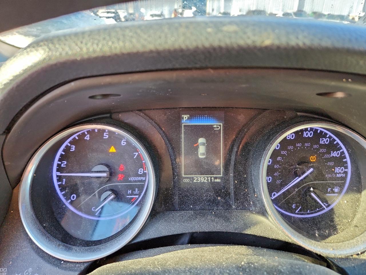 2018 TOYOTA CAMRY L photo 9