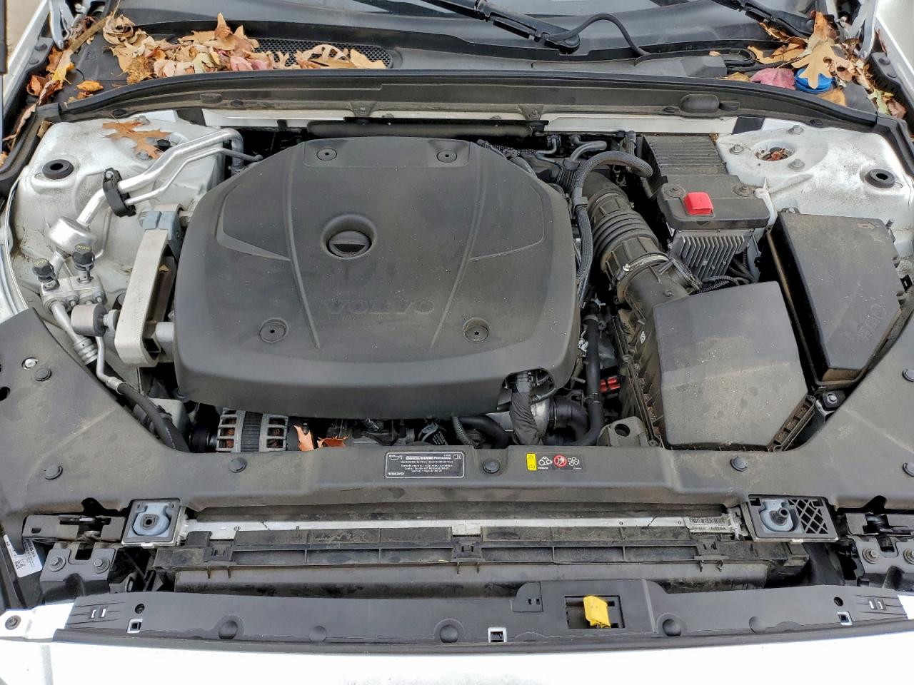 2020 VOLVO S60 T6 MOMENTUM photo 11