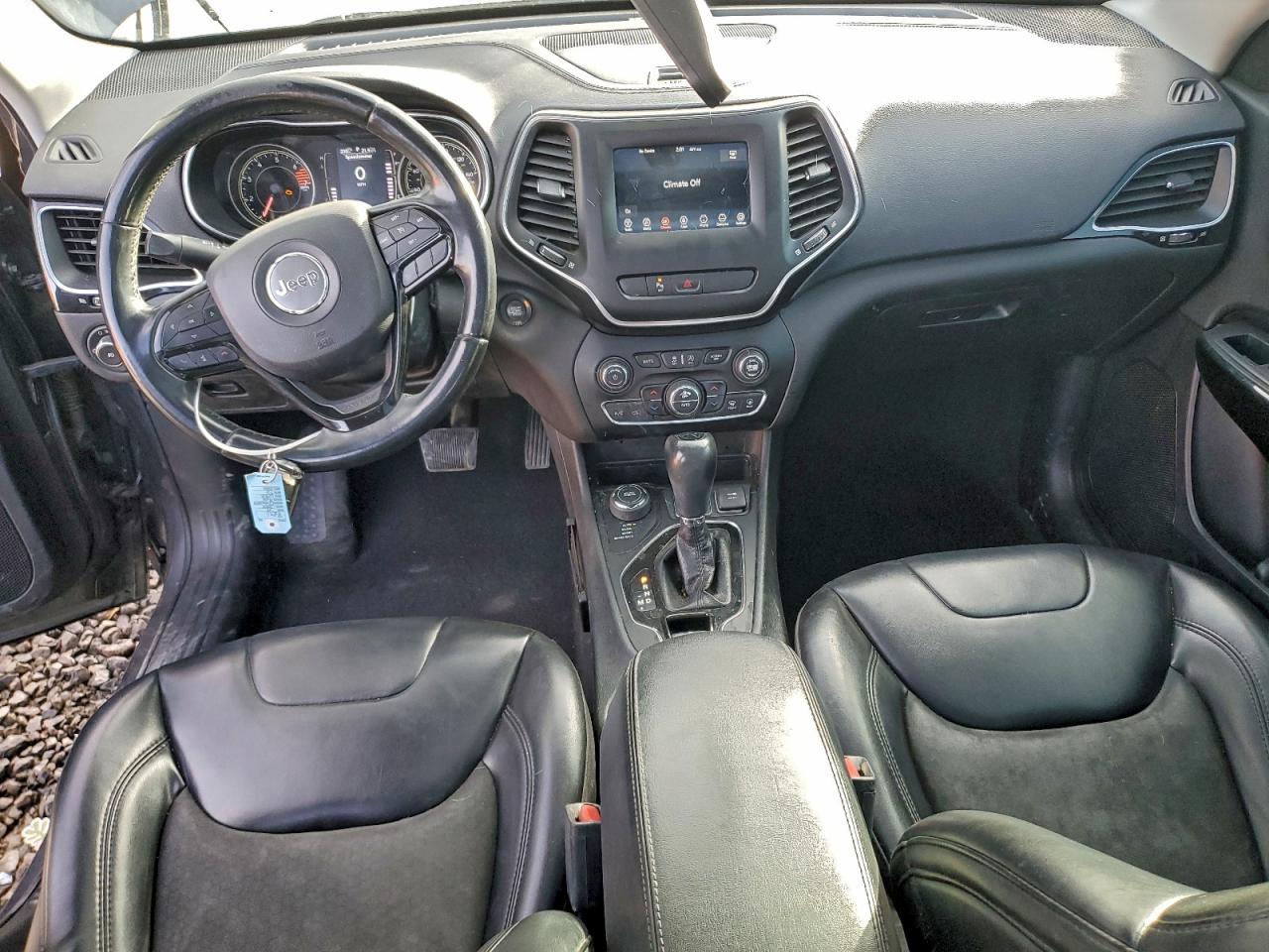 2019 JEEP CHEROKEE LATITUDE PLUS photo 8