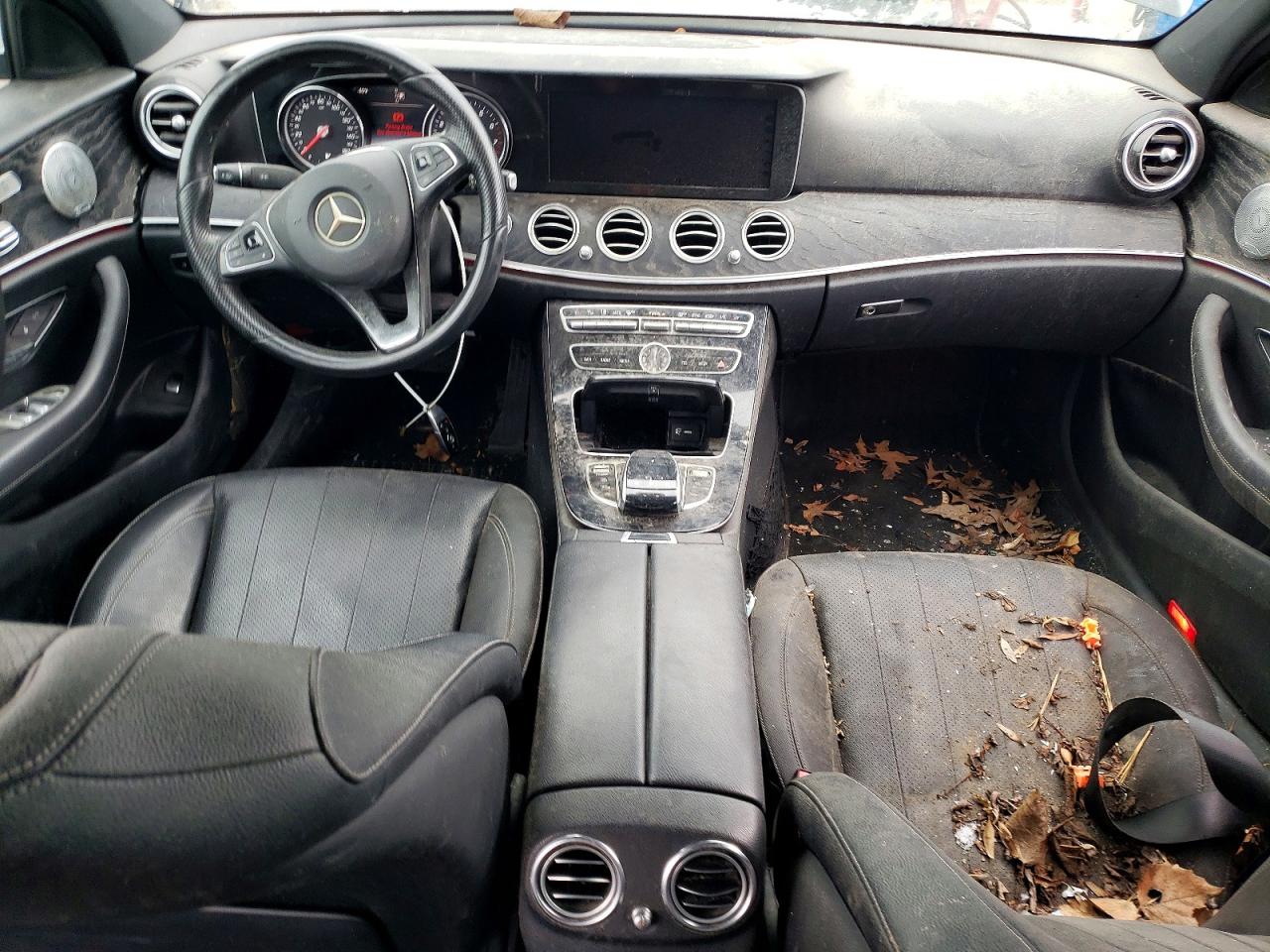 2017 MERCEDES-BENZ E 300 4MATIC photo 8