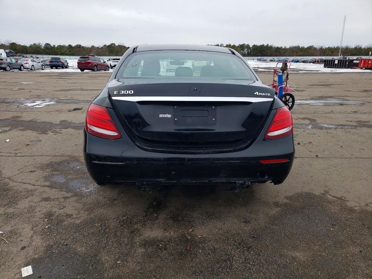 2017 MERCEDES-BENZ E 300 4MATIC photo 6