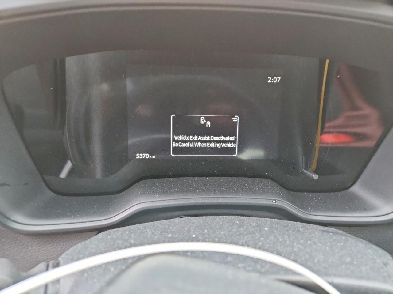 2025 TOYOTA COROLLA LE photo 25