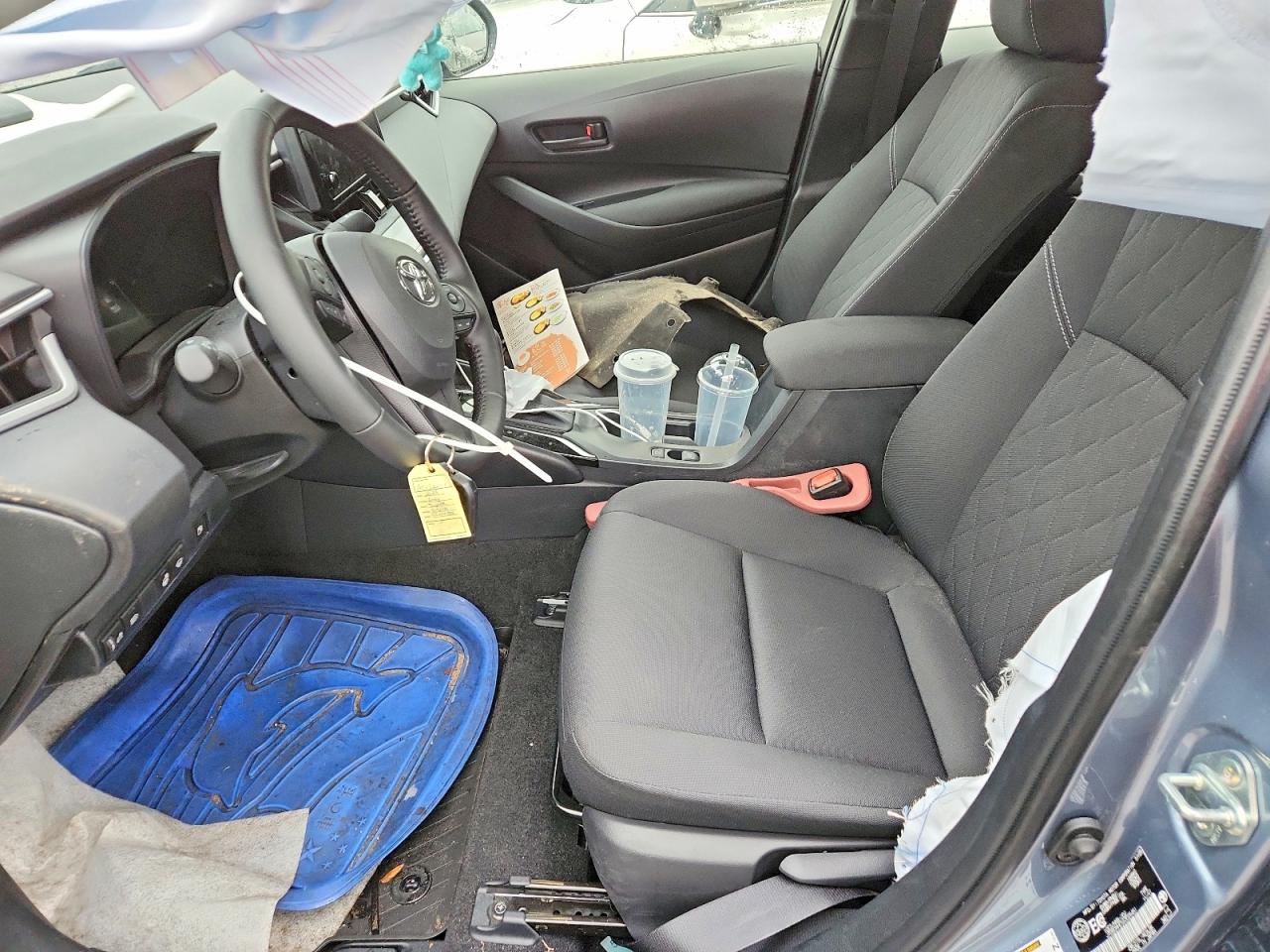 2025 TOYOTA COROLLA LE photo 19