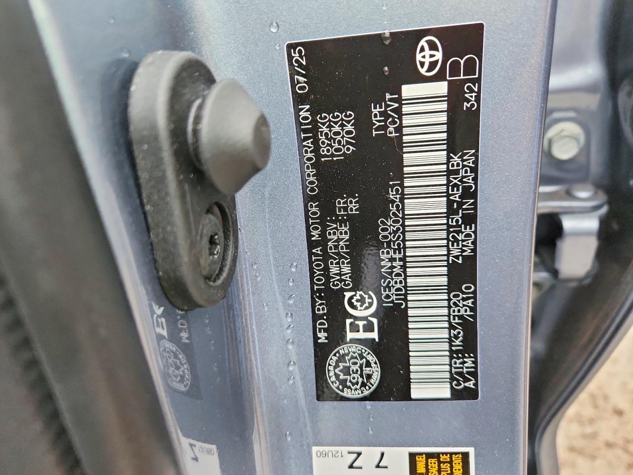 2025 TOYOTA COROLLA LE photo 34