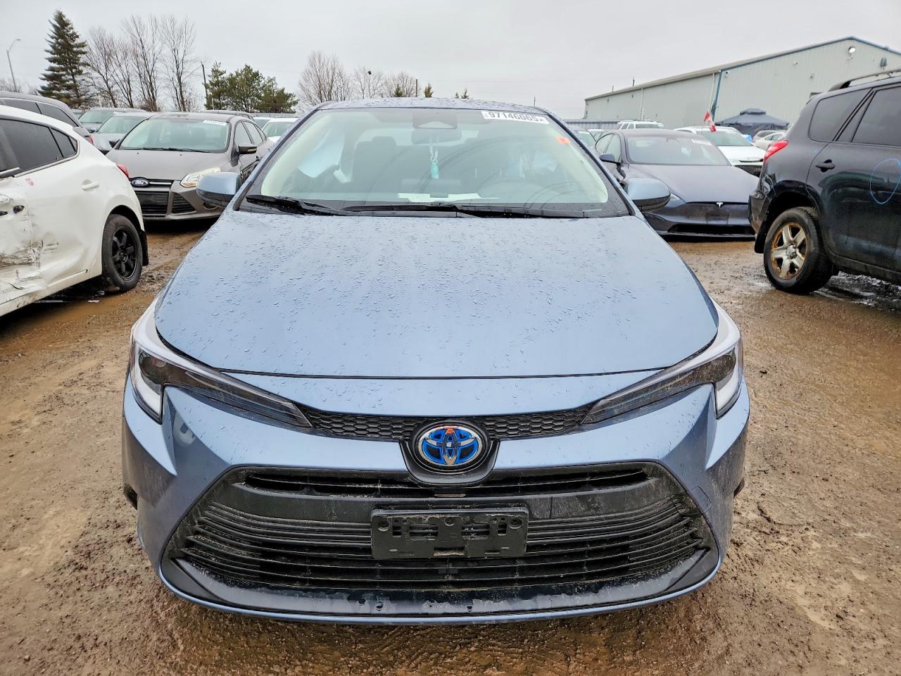 2025 TOYOTA COROLLA LE photo 13
