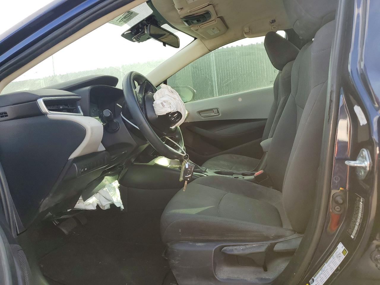 2024 TOYOTA COROLLA LE photo 13