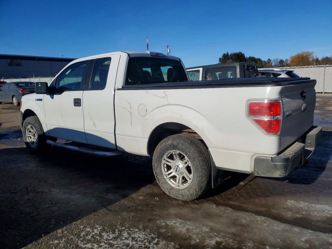 2014 FORD F150 SUPER CAB photo 2