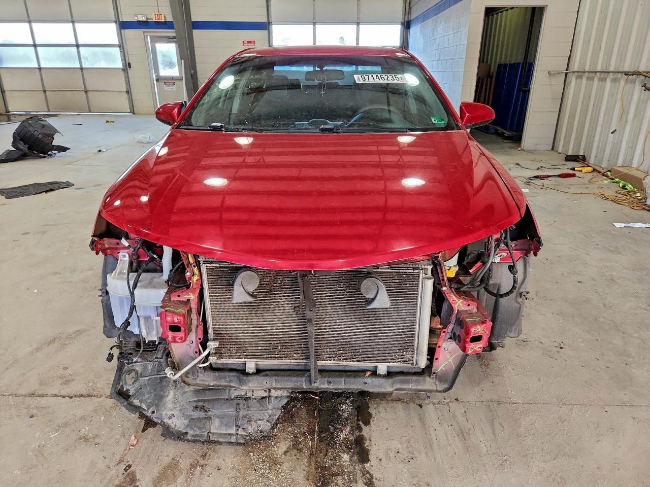 2013 TOYOTA CAMRY L photo 9