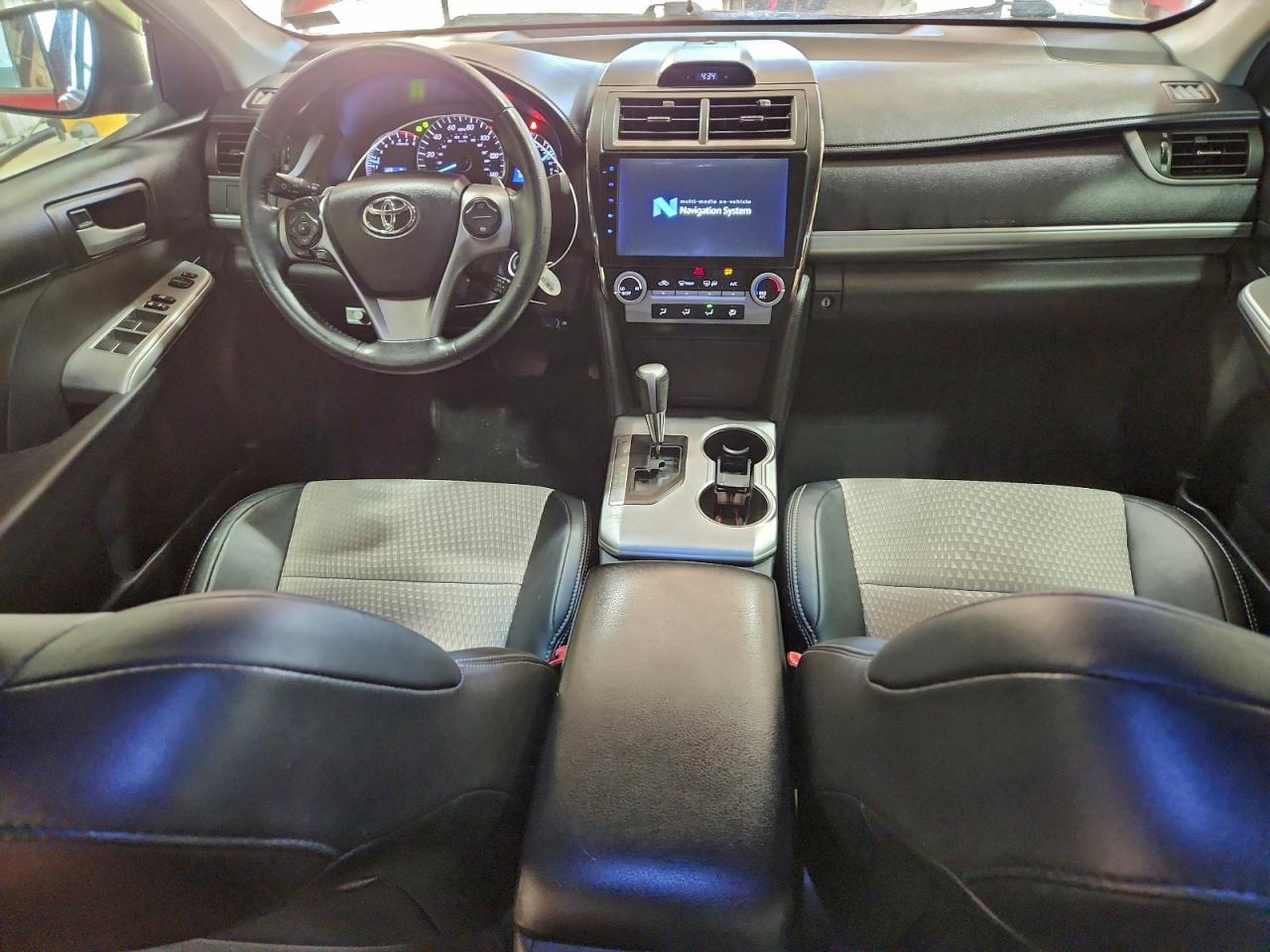 2013 TOYOTA CAMRY L photo 15