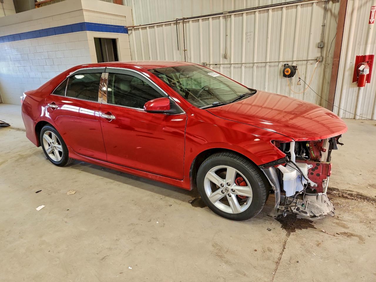 2013 TOYOTA CAMRY L photo 7