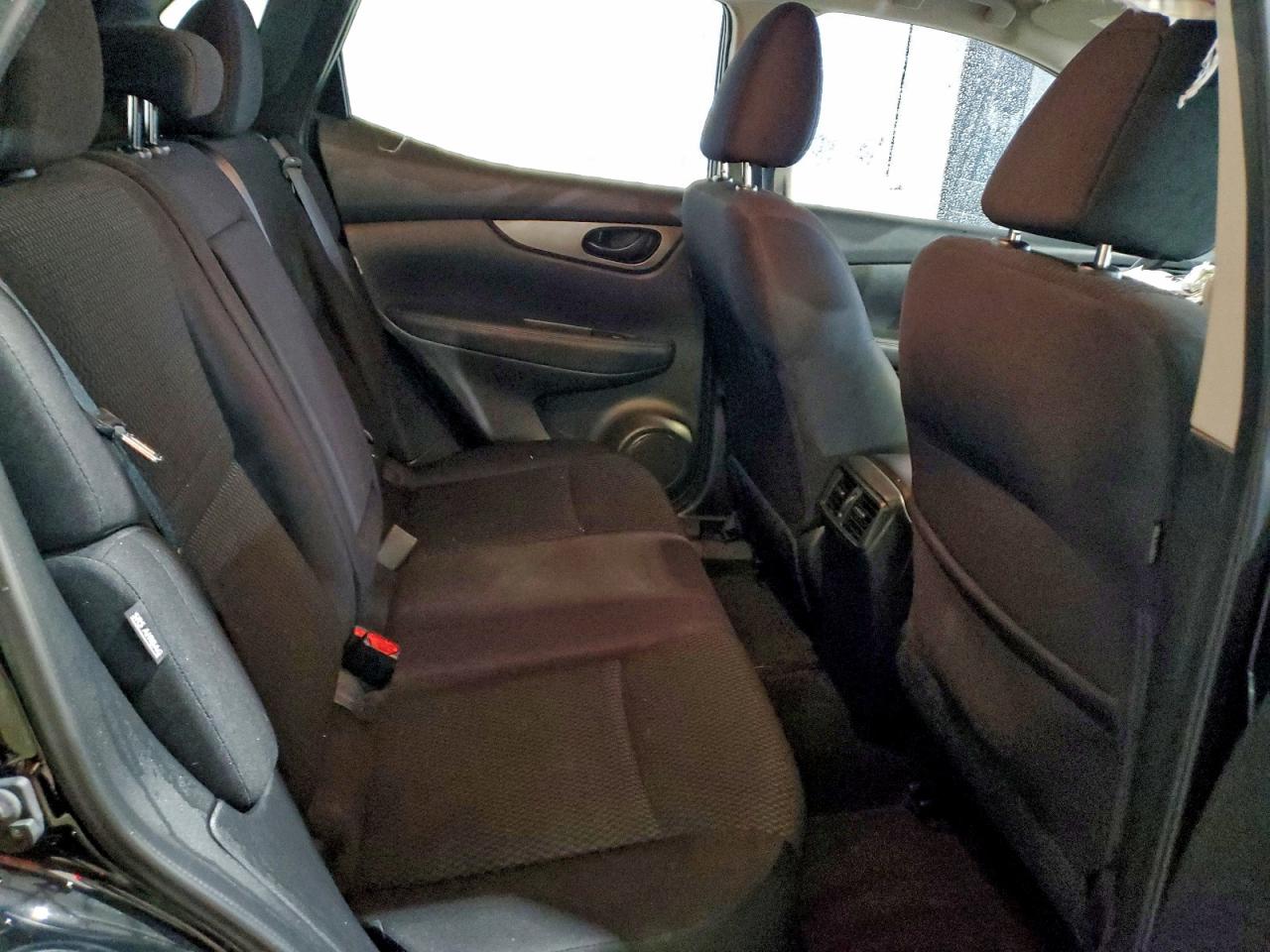 2020 NISSAN ROGUE SPORT S photo 11