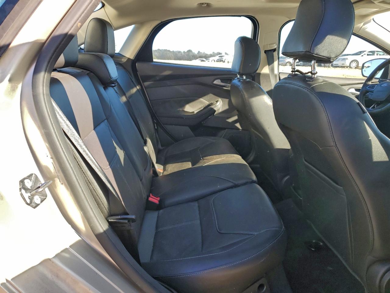2018 FORD FOCUS TITANIUM photo 10
