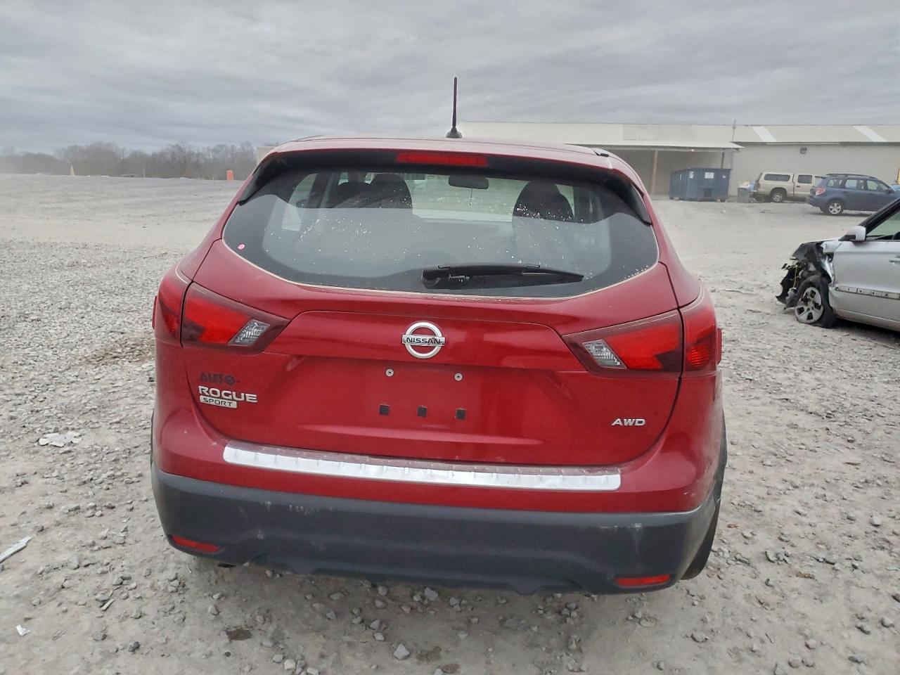 2018 NISSAN ROGUE SPORT S photo 11
