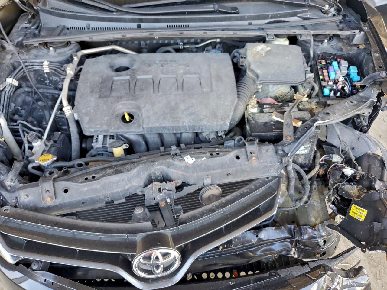 2016 TOYOTA COROLLA L photo 11