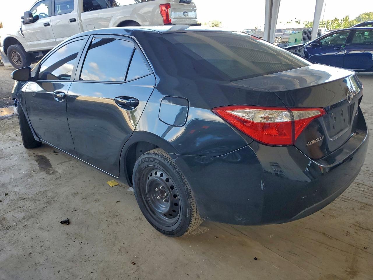 2016 TOYOTA COROLLA L photo 2