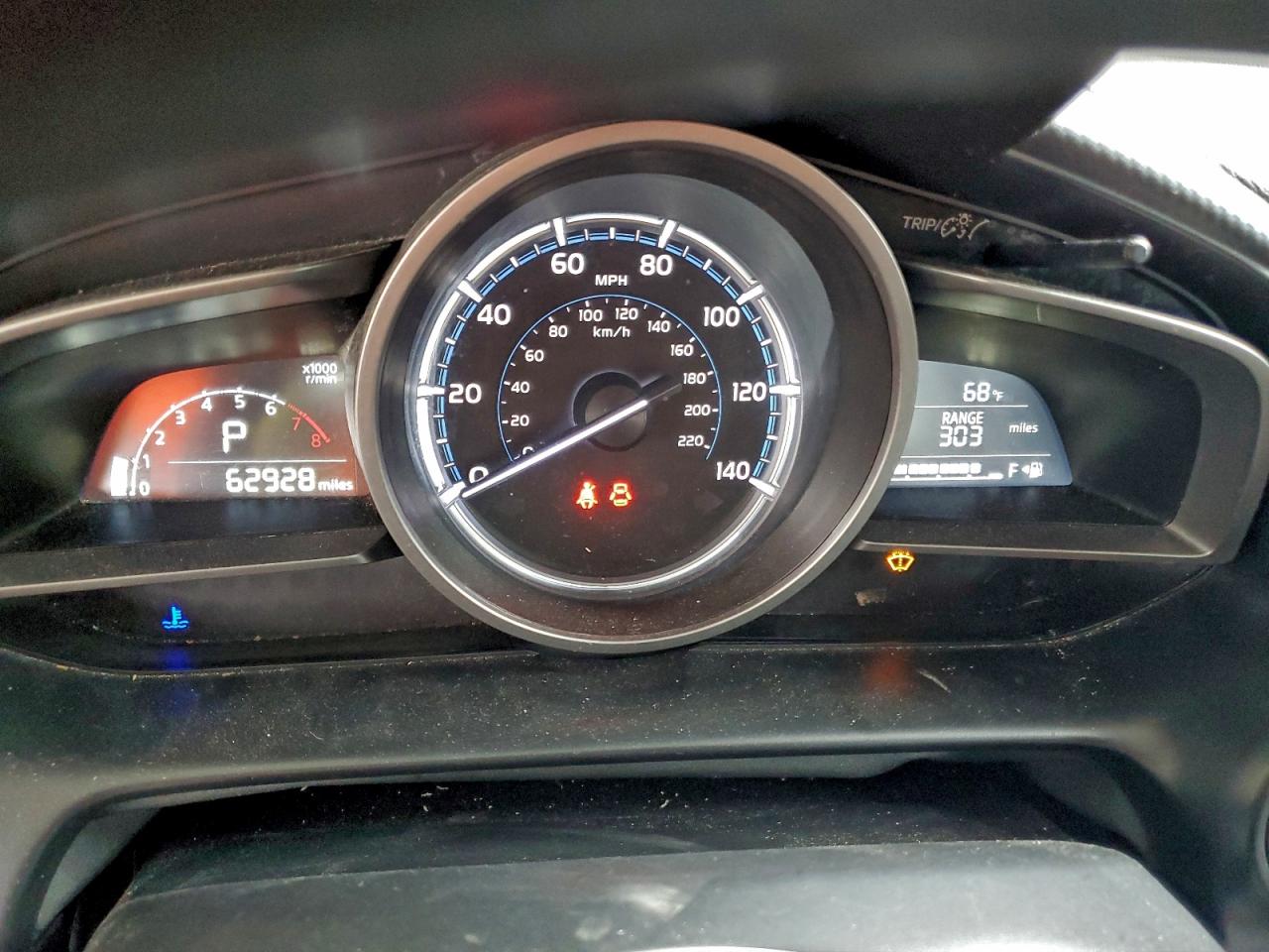 2019 TOYOTA YARIS L photo 9