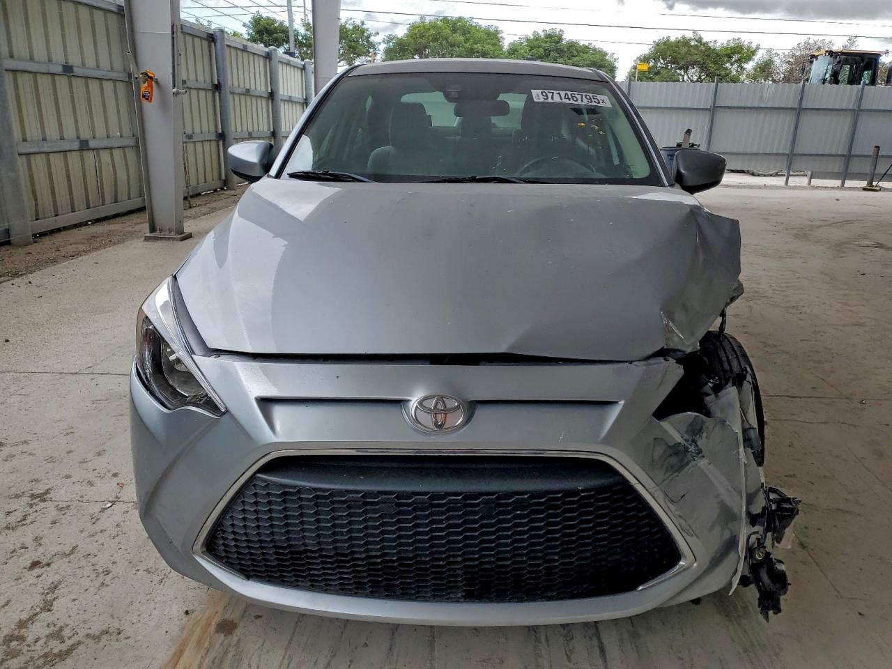2019 TOYOTA YARIS L photo 5