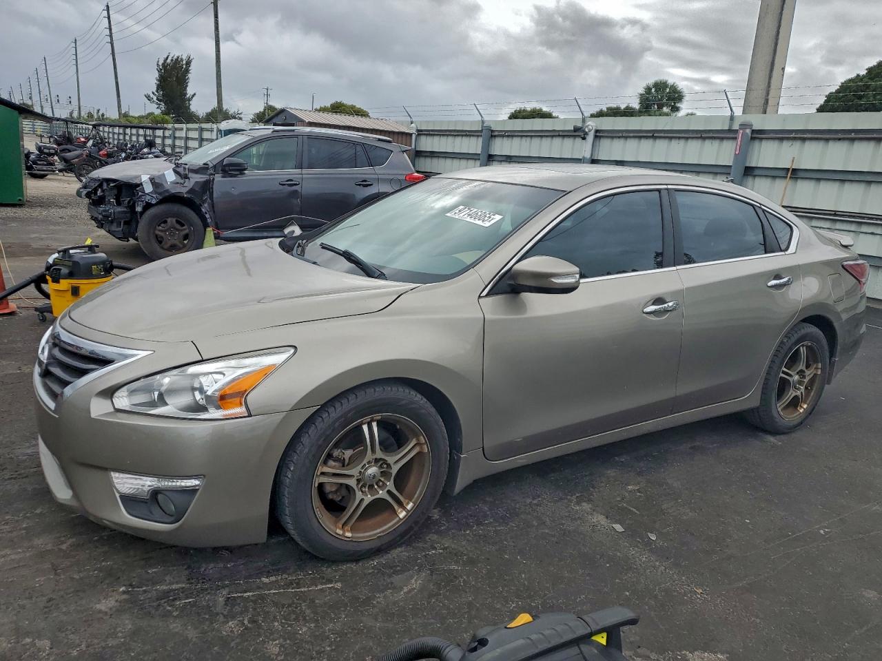 2015 NISSAN ALTIMA