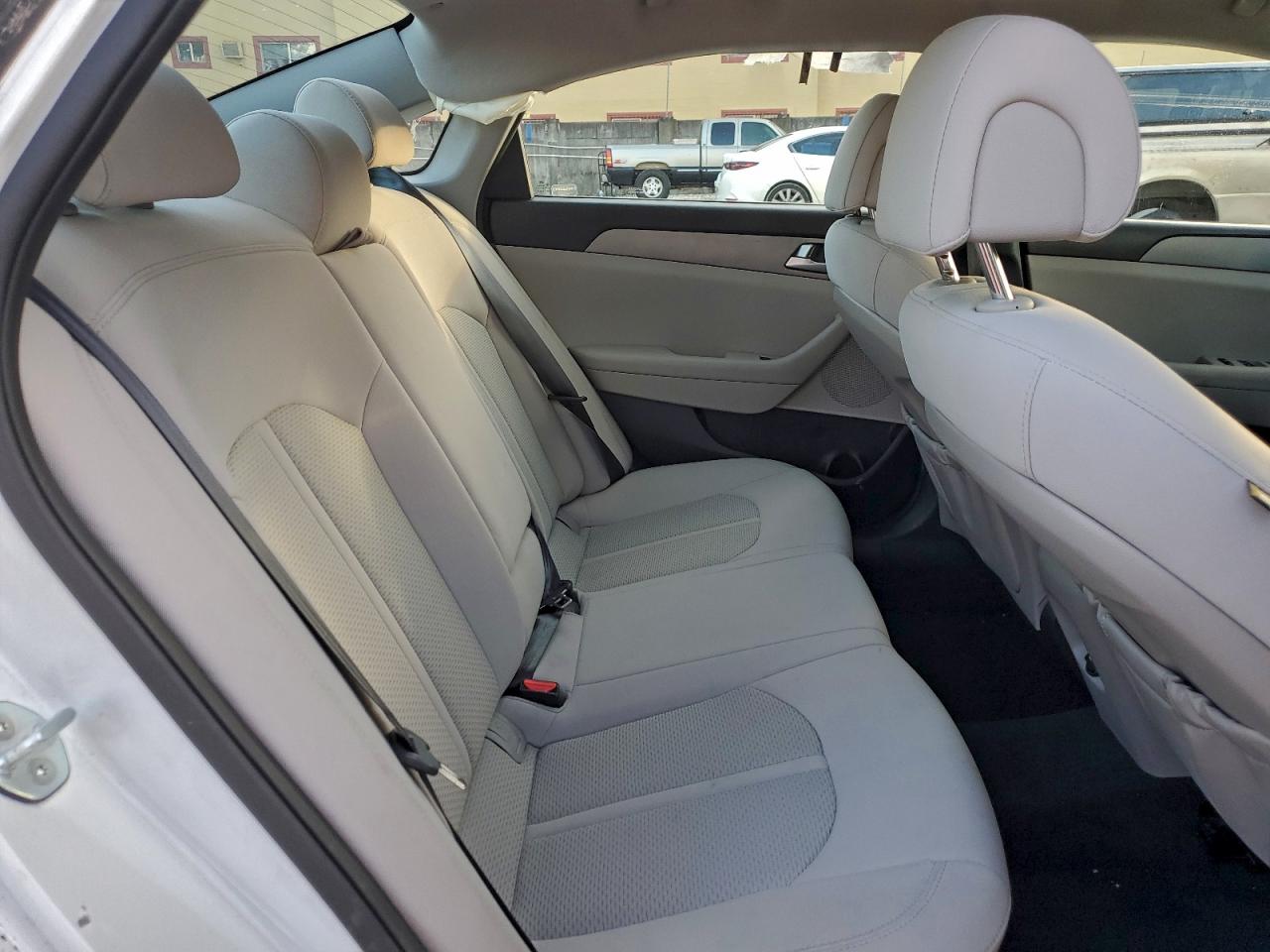 2016 HYUNDAI SONATA SE photo 10