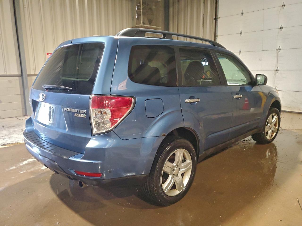 2010 SUBARU FORESTER 2.5X PREMIUM photo 3