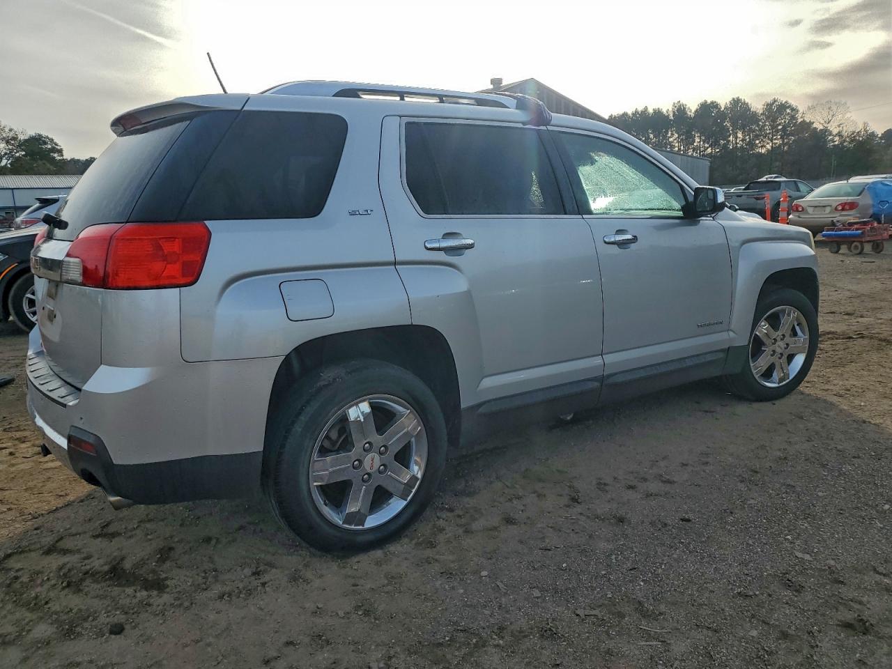 2013 GMC TERRAIN SLT photo 7