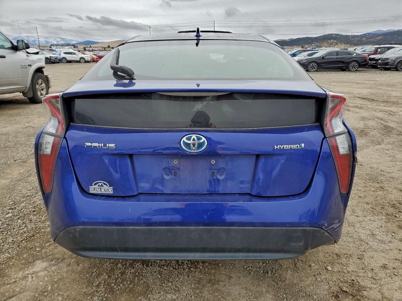 2017 TOYOTA PRIUS photo 11