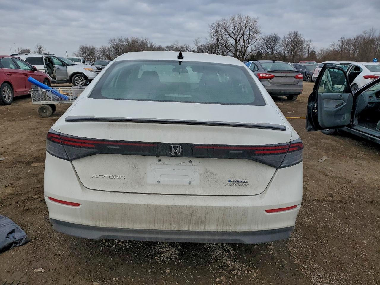 2024 HONDA ACCORD HYBRID SPORT photo 11