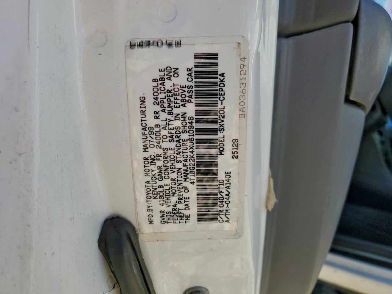 1999 TOYOTA CAMRY CE photo 23
