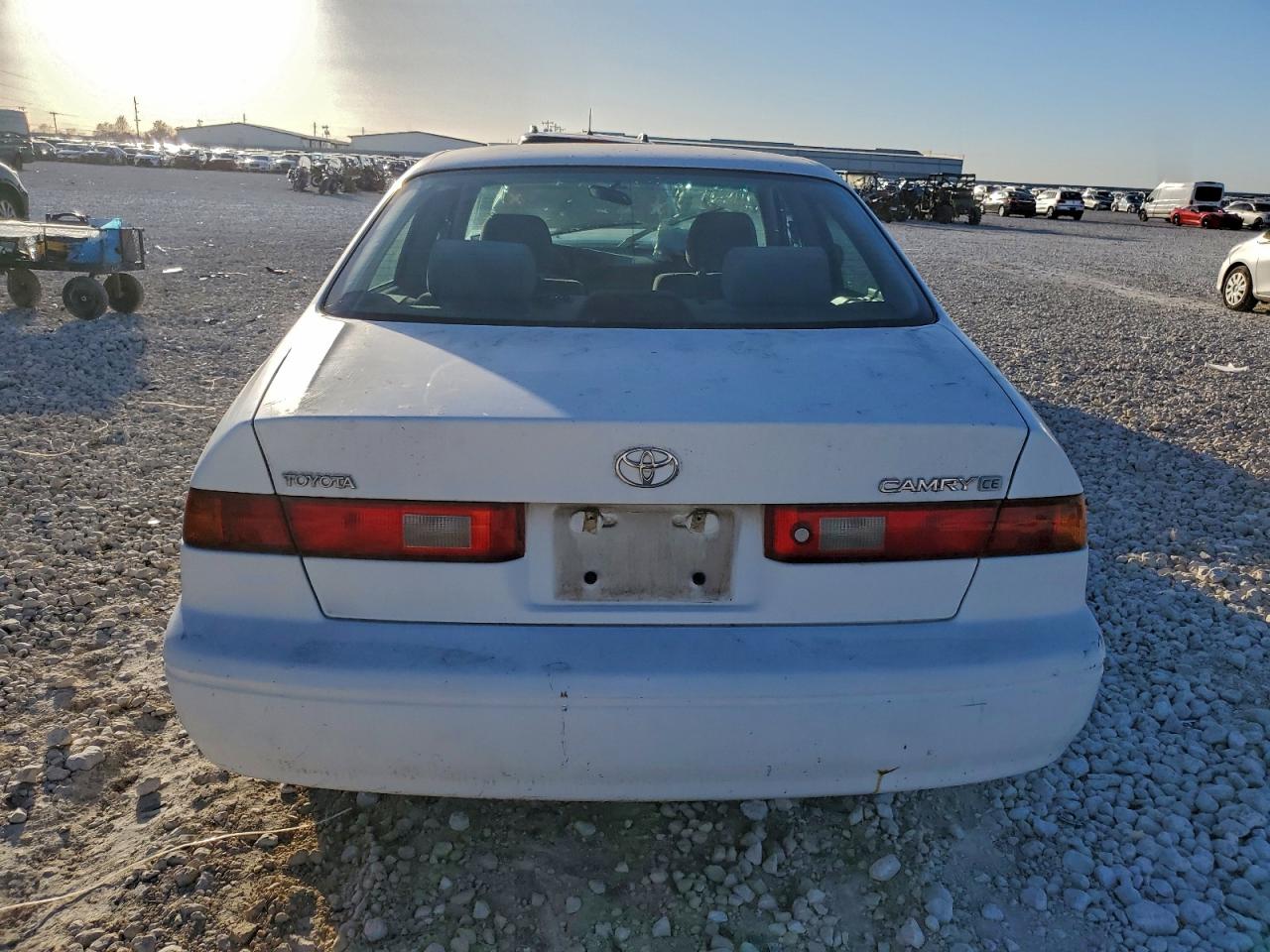 1999 TOYOTA CAMRY CE photo 11