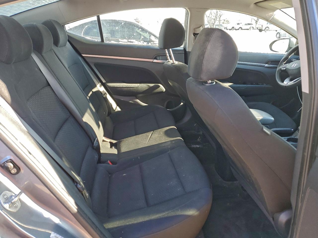 2019 HYUNDAI ELANTRA SEL photo 19