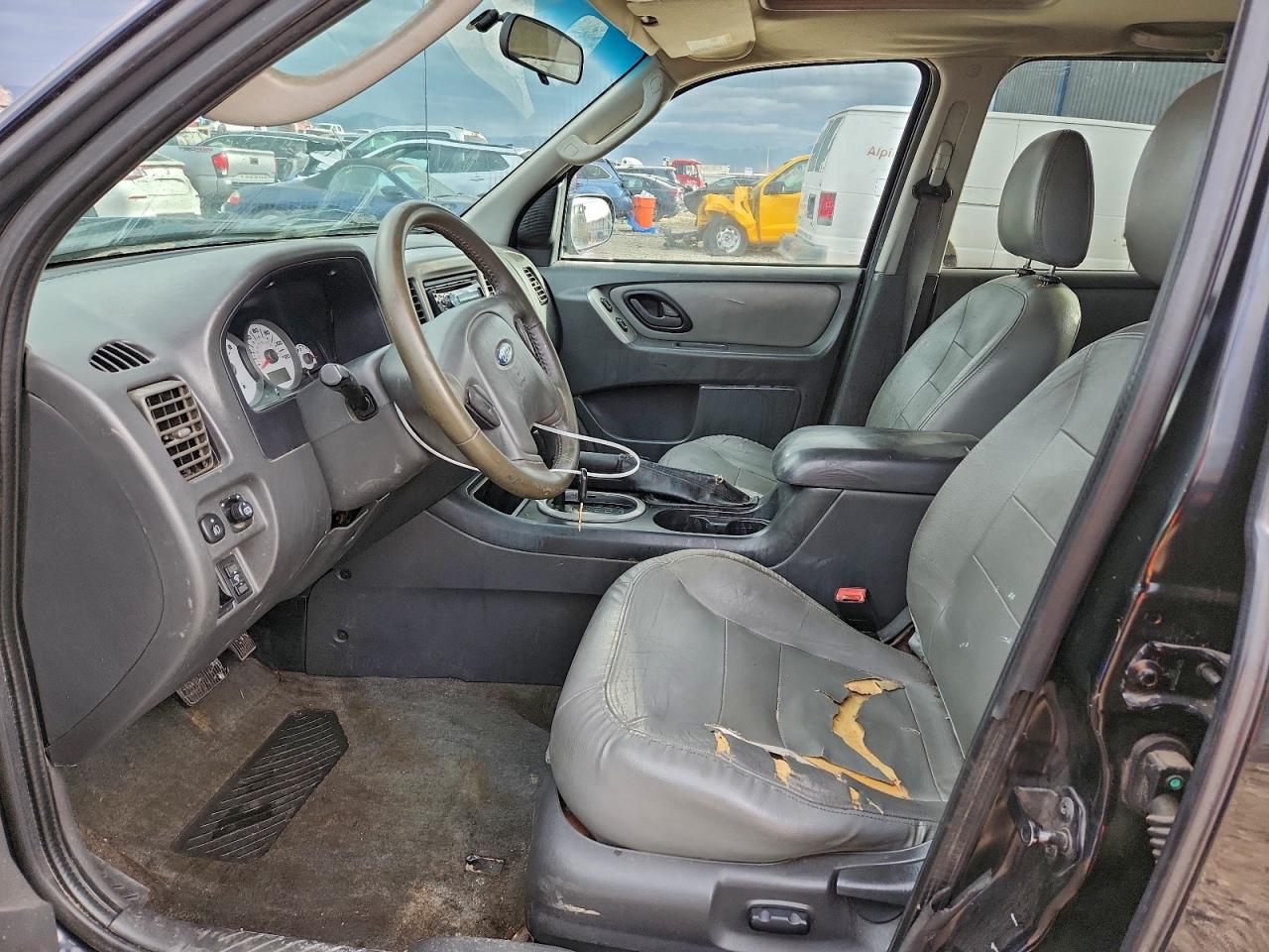 2006 FORD ESCAPE XLT photo 13