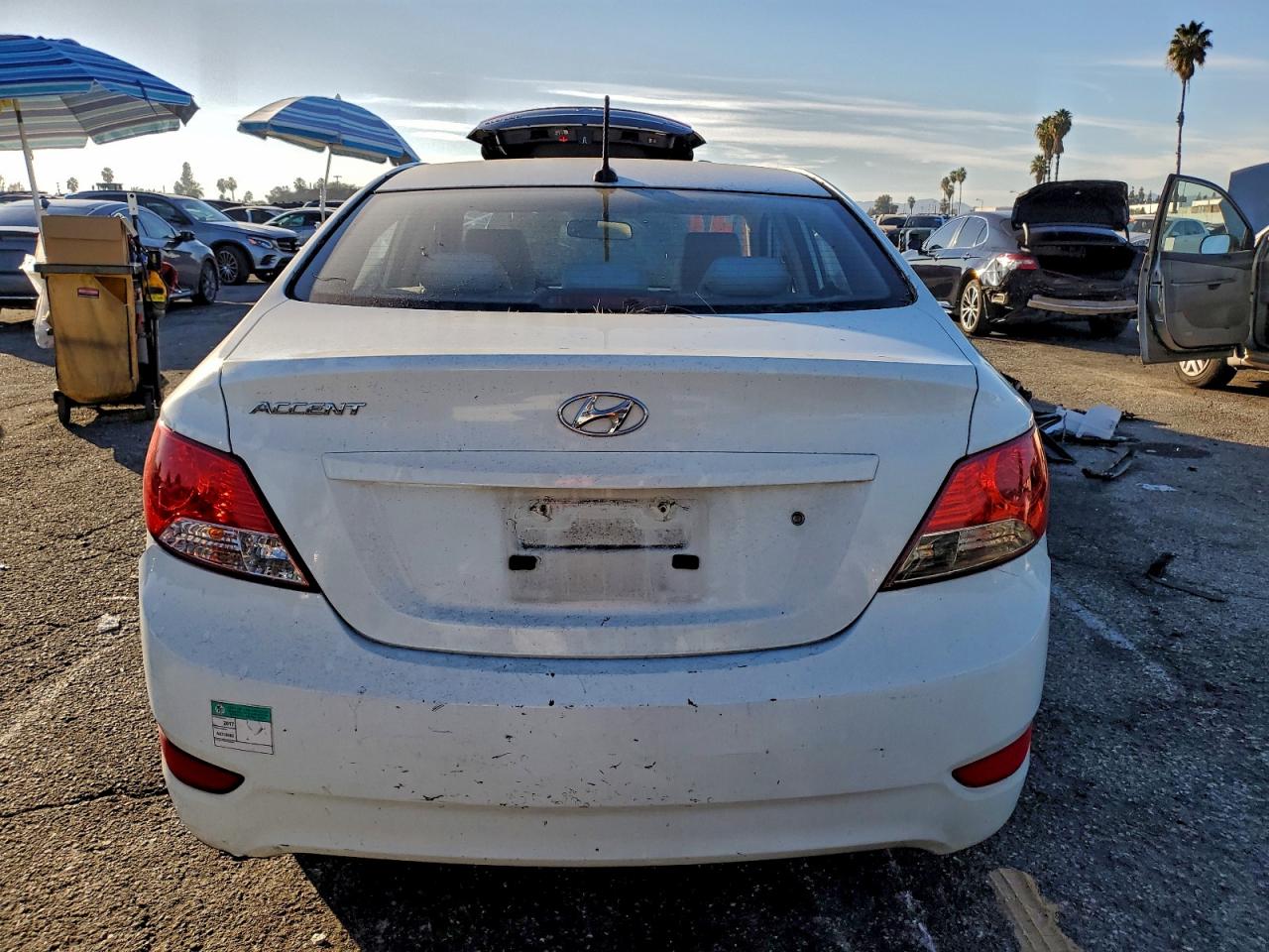 2012 HYUNDAI ACCENT GLS photo 6