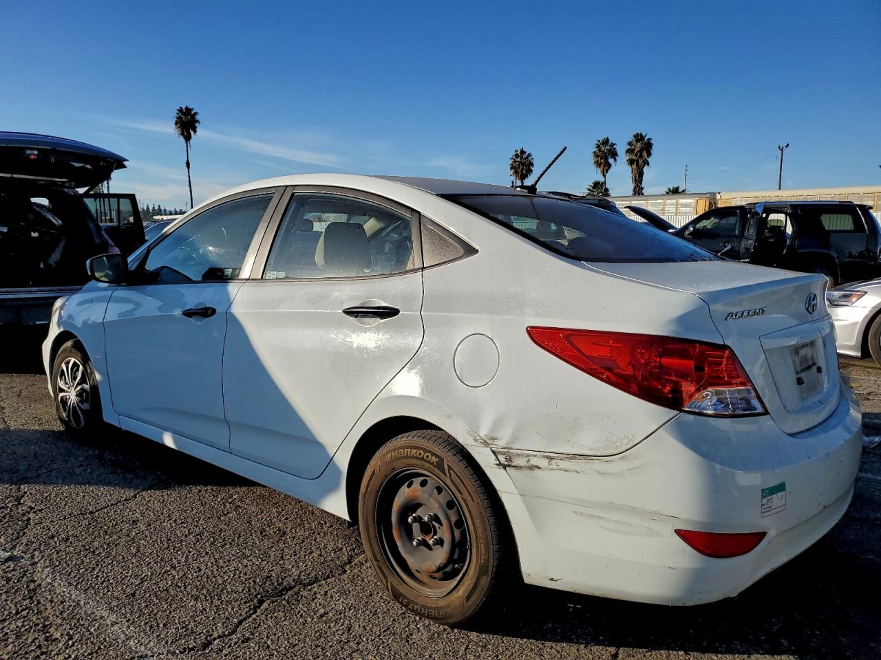 2012 HYUNDAI ACCENT GLS photo 2