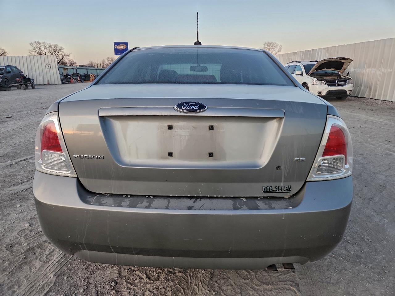 2009 FORD FUSION SE photo 16