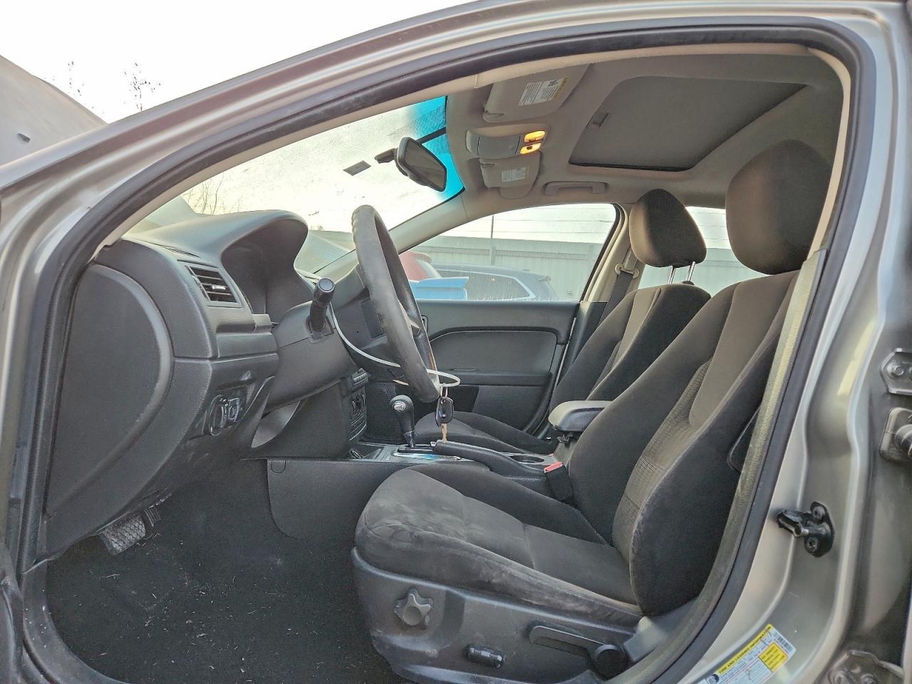 2009 FORD FUSION SE photo 19
