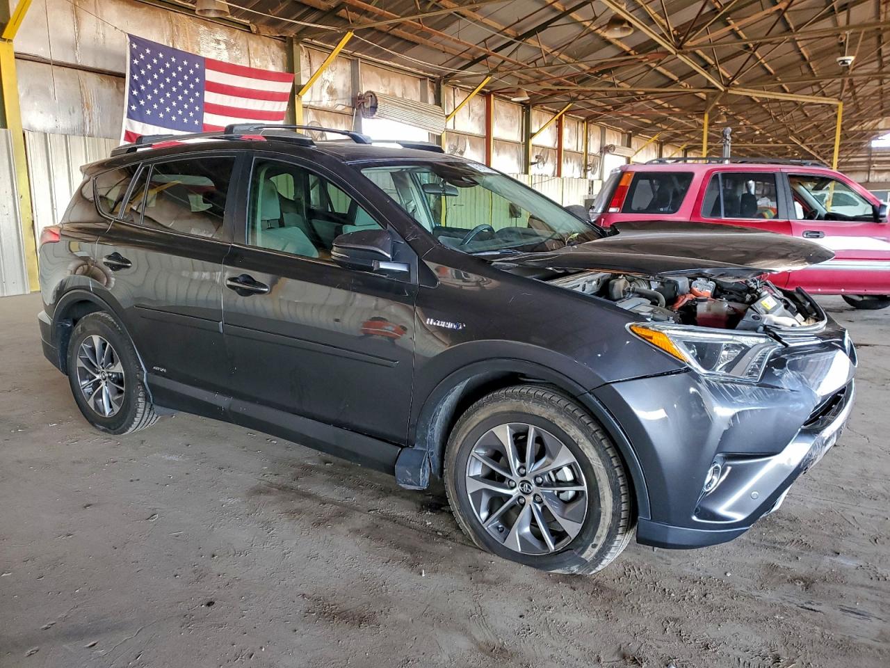 2016 TOYOTA RAV4 HV XLE photo 7